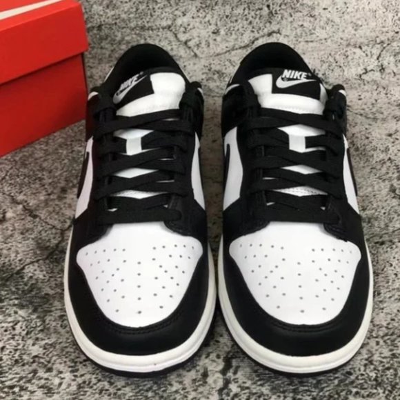 Nike Dunk Low Black and white panda - Picture 6 of 8